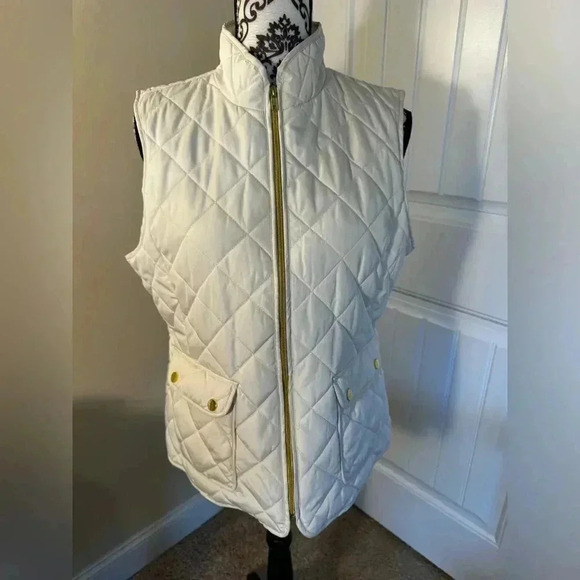 St. John’s Bay Quilted Vest - Picture 1 of 6